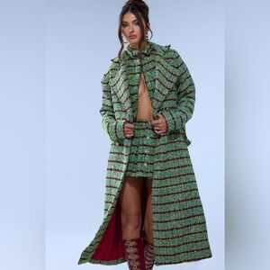 IT’S GIVING LUCK TWEED TRENCH